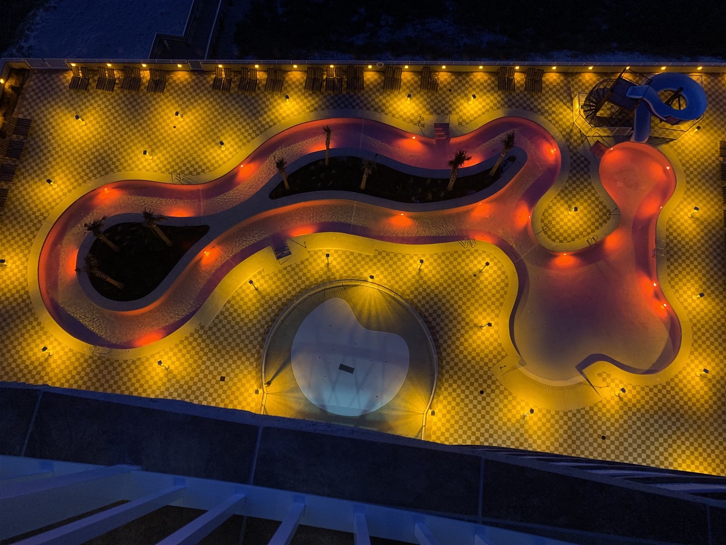 Outdoor Pool - Nightview