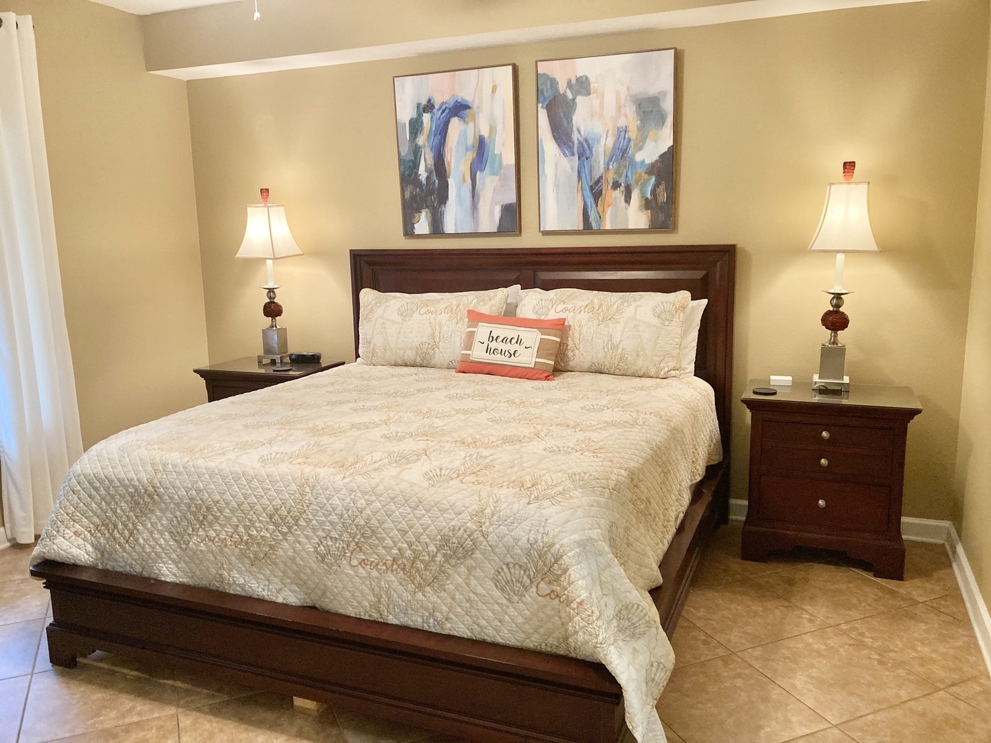 Guest bedroom with King bed