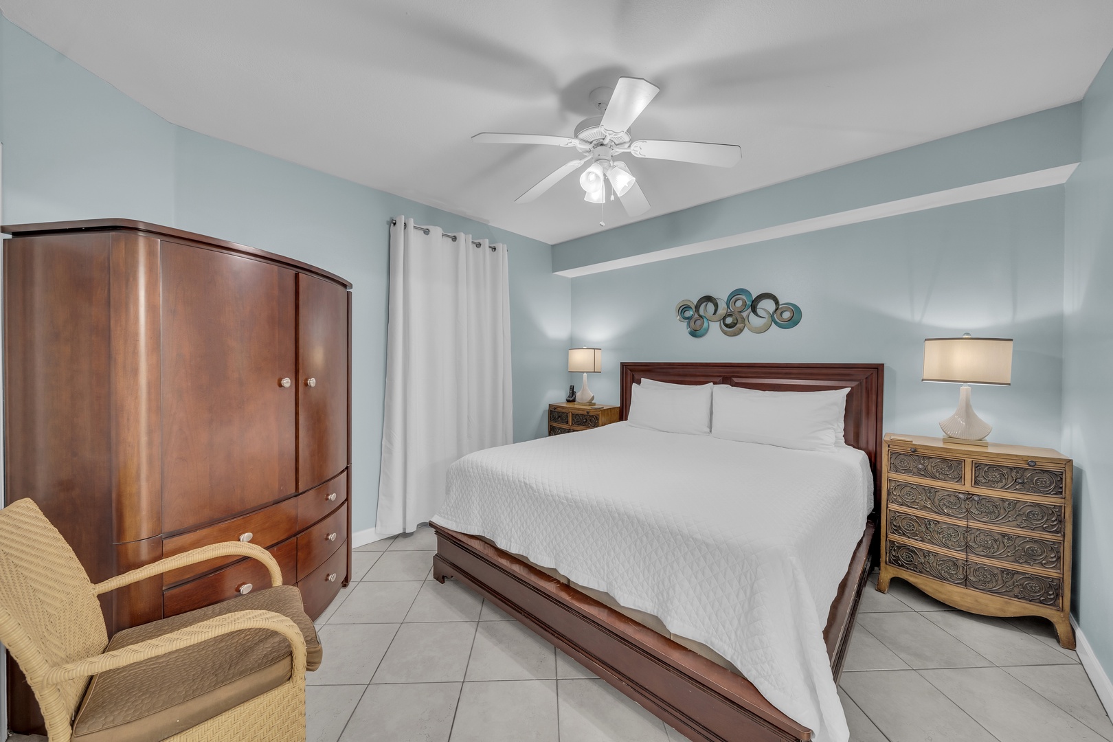 Admirals Quarters 1104