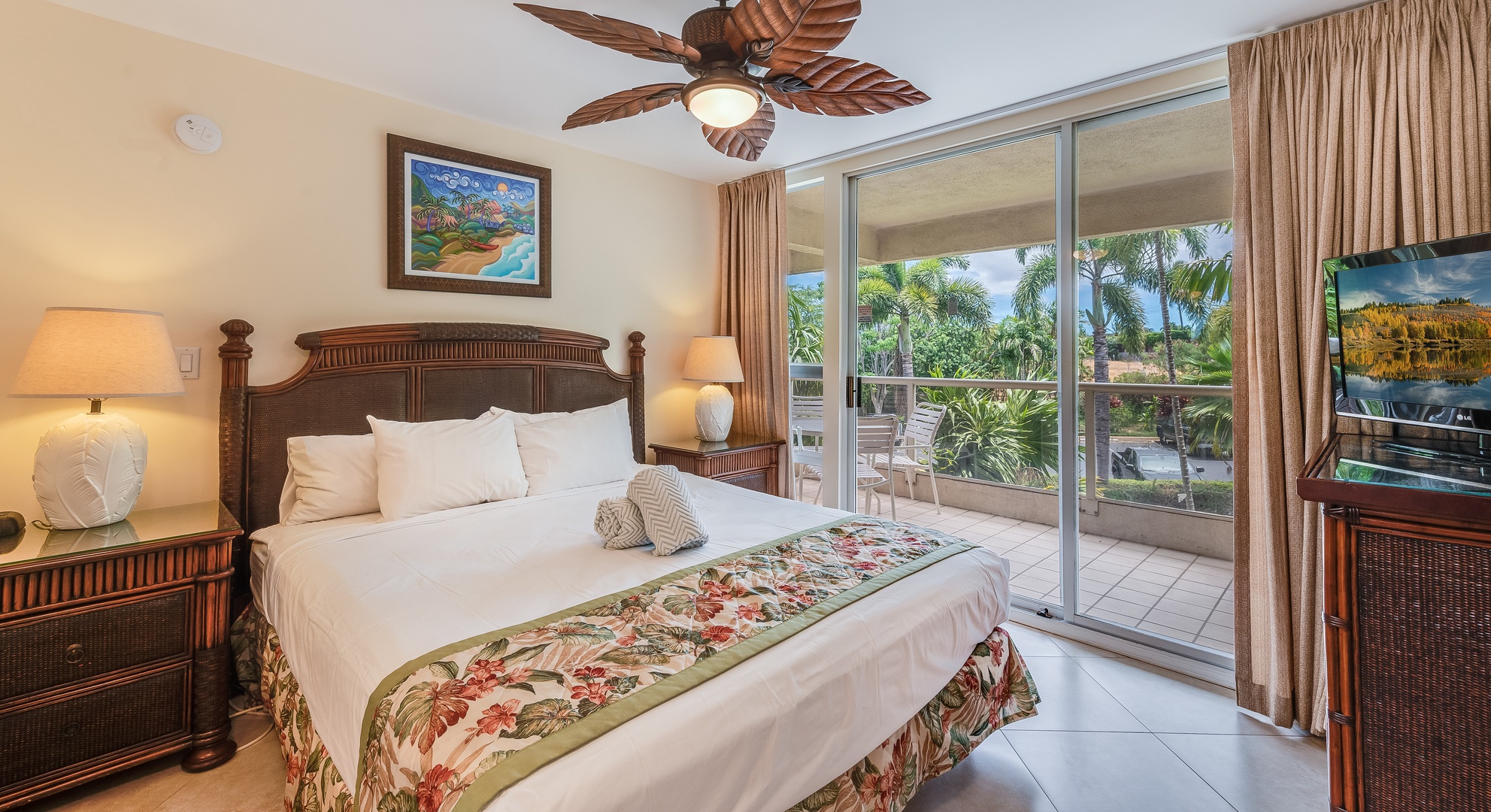 Castle at Maui Banyan T202B - Bedroom