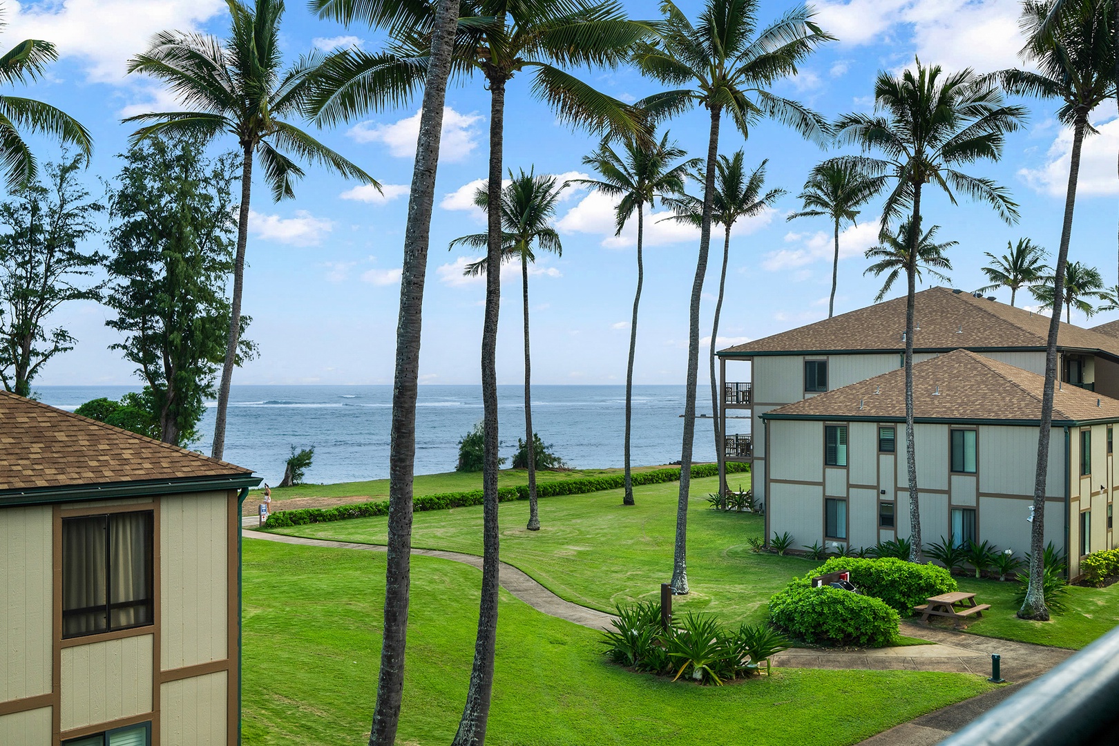 pono-kai-g308-lanai-03