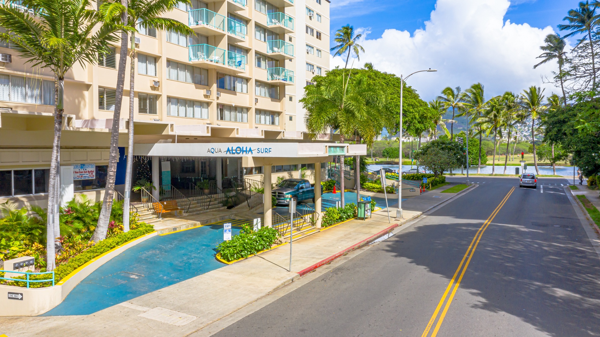 Castle at Aloha Surf - Exterior Building