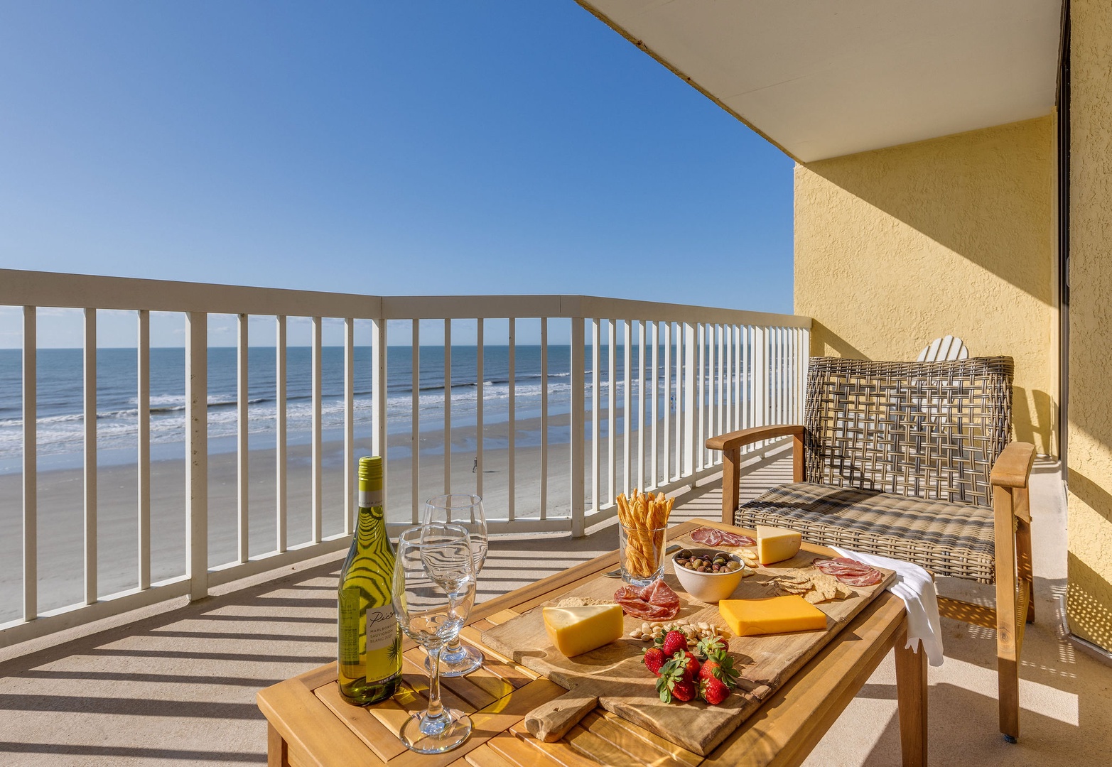 Chas. Oceanfront Villas 309 - Petite SurSea