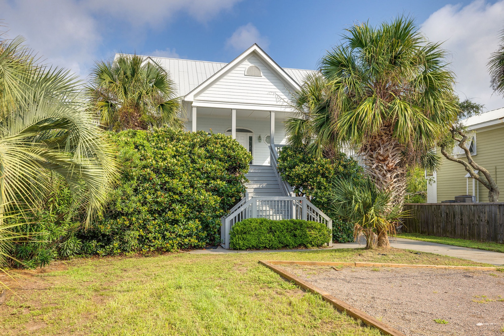 East Ashley Avenue 1666 - South of Six
