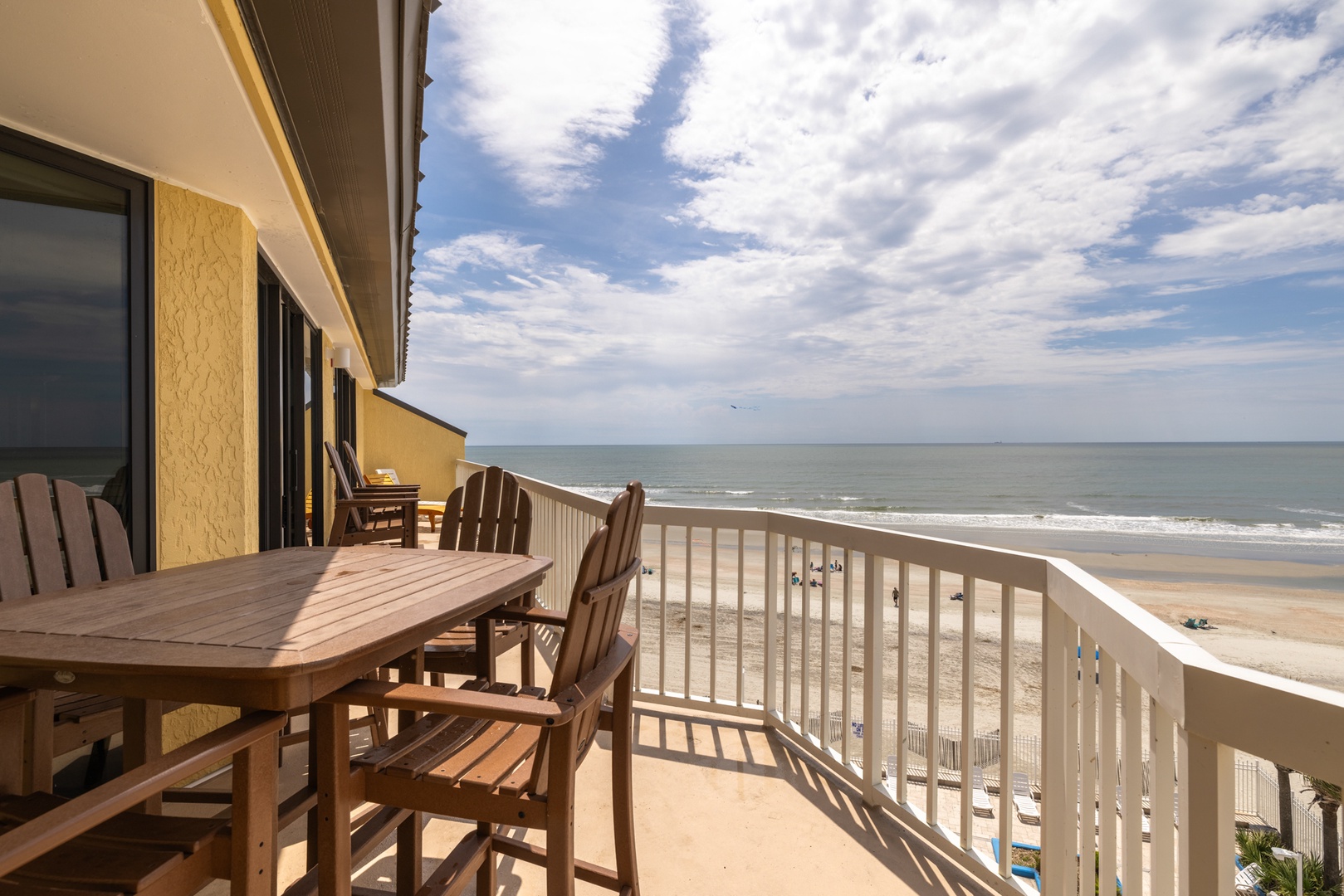 Chas. Oceanfront Villas 422 - A View to Remember