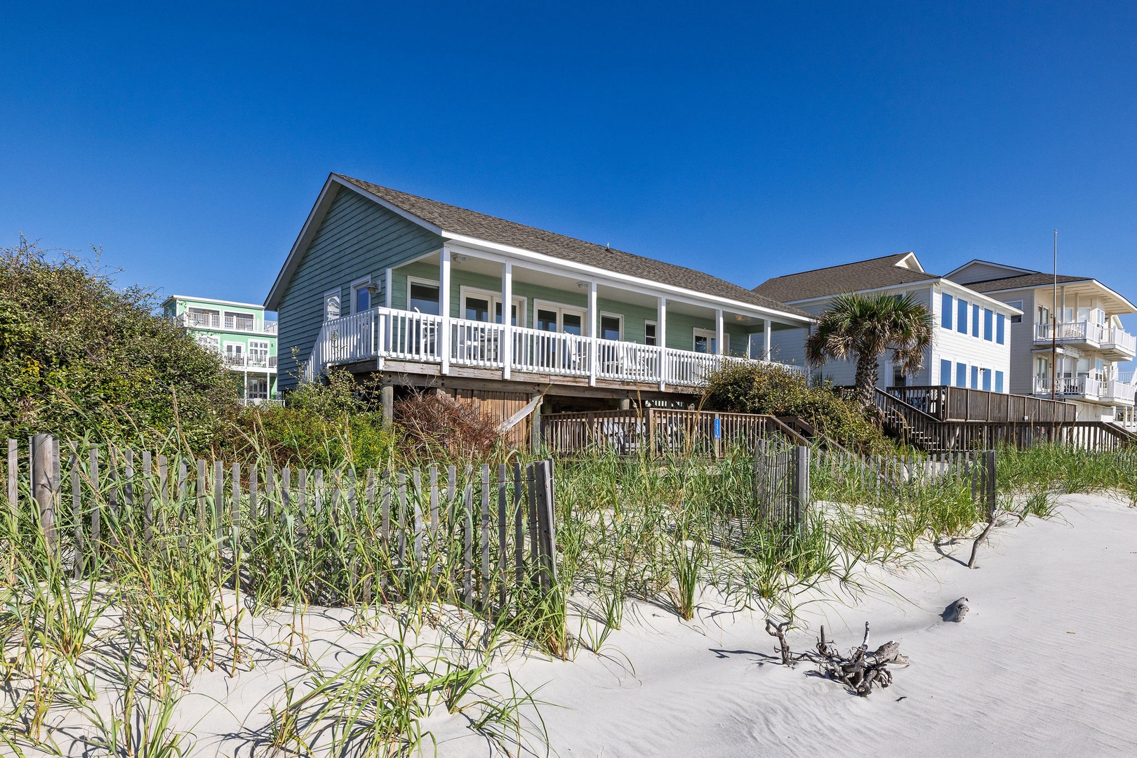 East Ashley Avenue 1573 - The Salty Dog