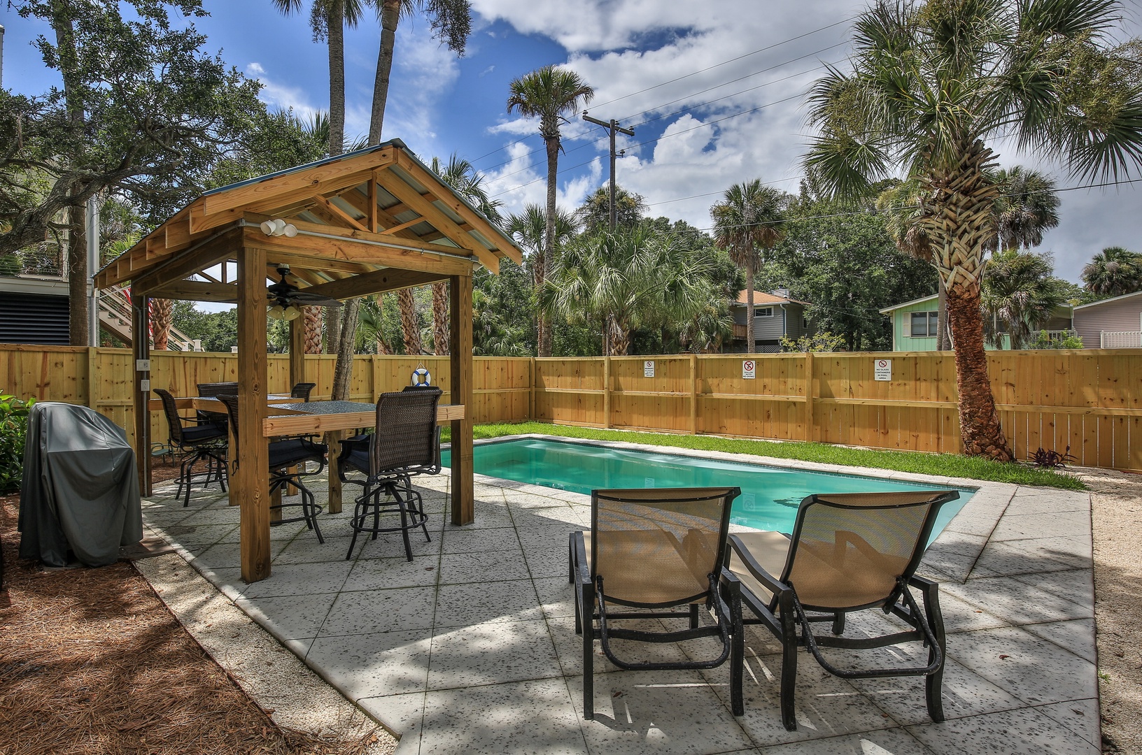 Outdoor Pool deck