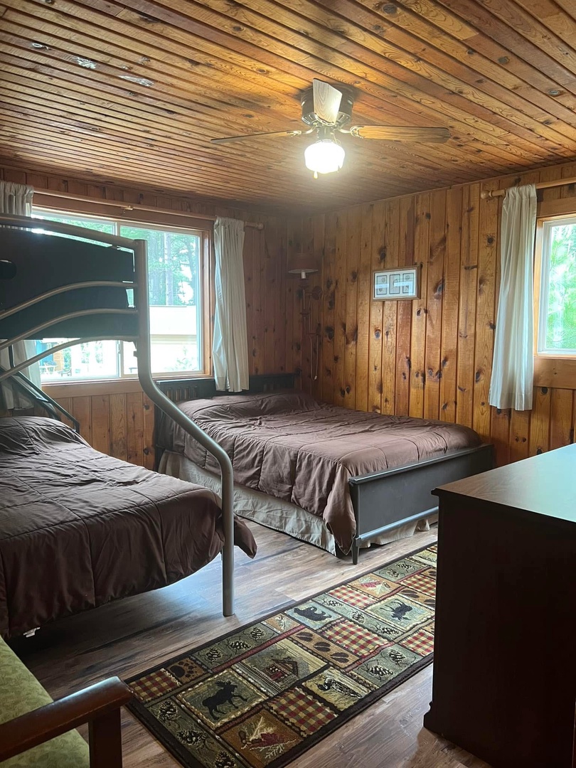 Bedroom #3 - 2 Full Beds, 1 Twin Bed