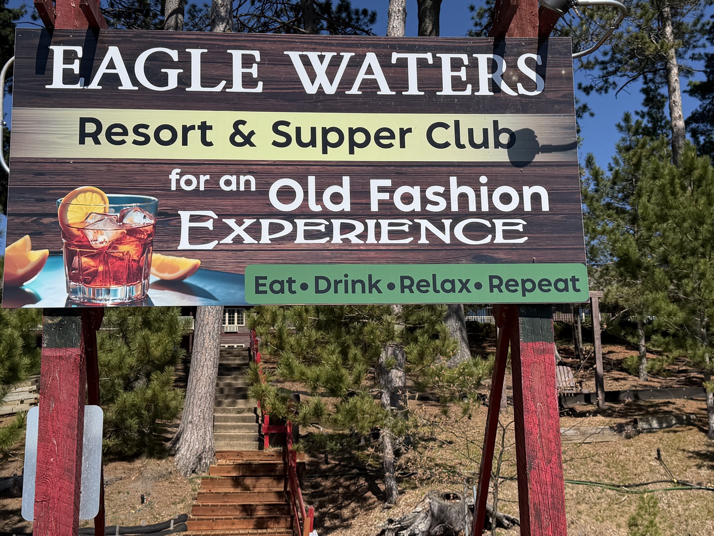 Eagle Waters Resort & Supper Club offers an old-fashioned lakeside experience