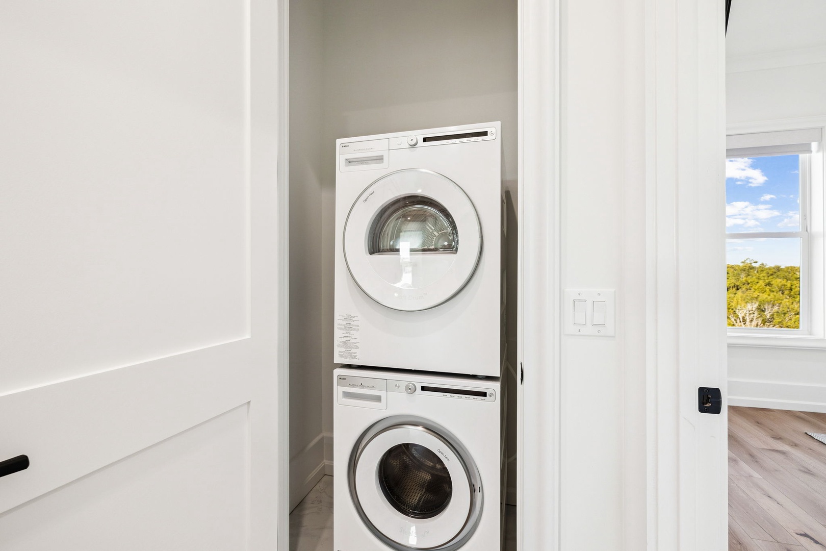 Your own in-unit laundry makes unpacking a breeze—fresh clothes whenever you need them during your stay.