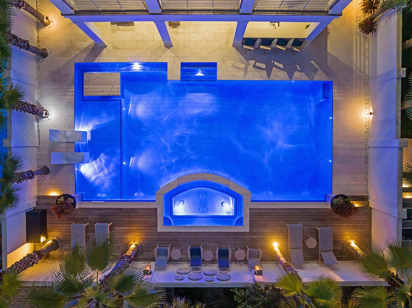 Seas Above The Rest (247)