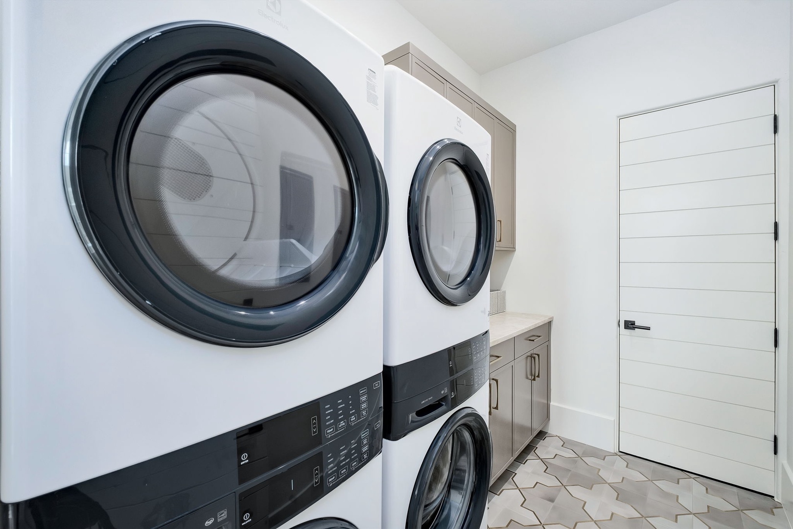 A dedicated laundry space means you can pack light and refresh your favorite outfits whenever you need. Modern machines and ample counter space make it easy.