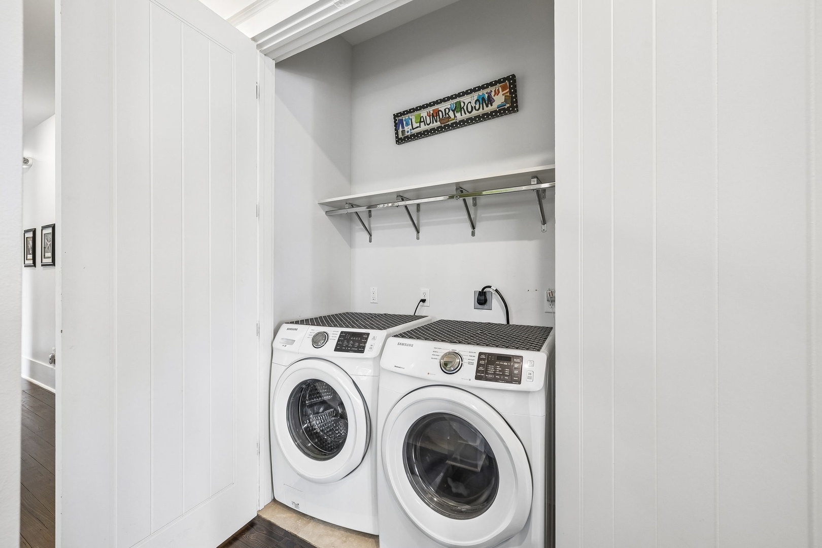 Keep your vacation wardrobe fresh with the convenience of in-unit laundry facilities, so you can pack light and enjoy more of your getaway.