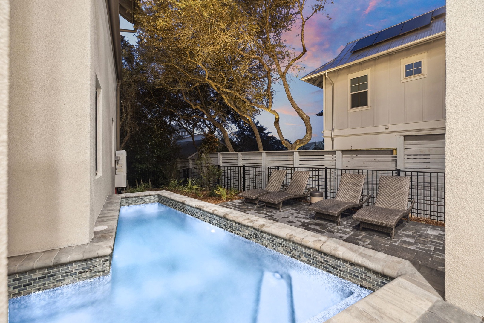 Array_50GardeniaSt-140