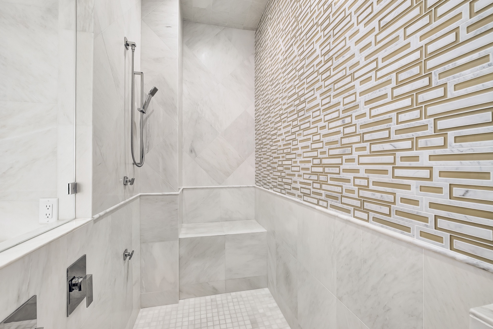 Seas Above The Rest (132)