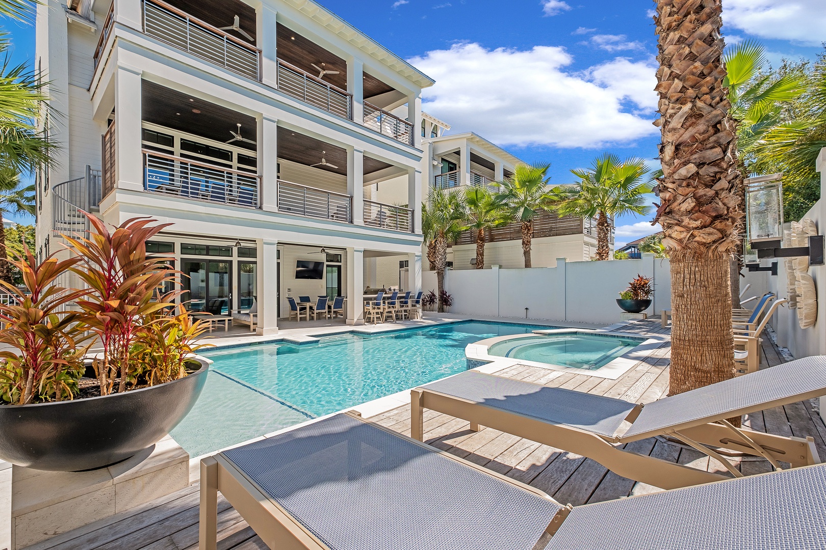 Seas Above The Rest (24)