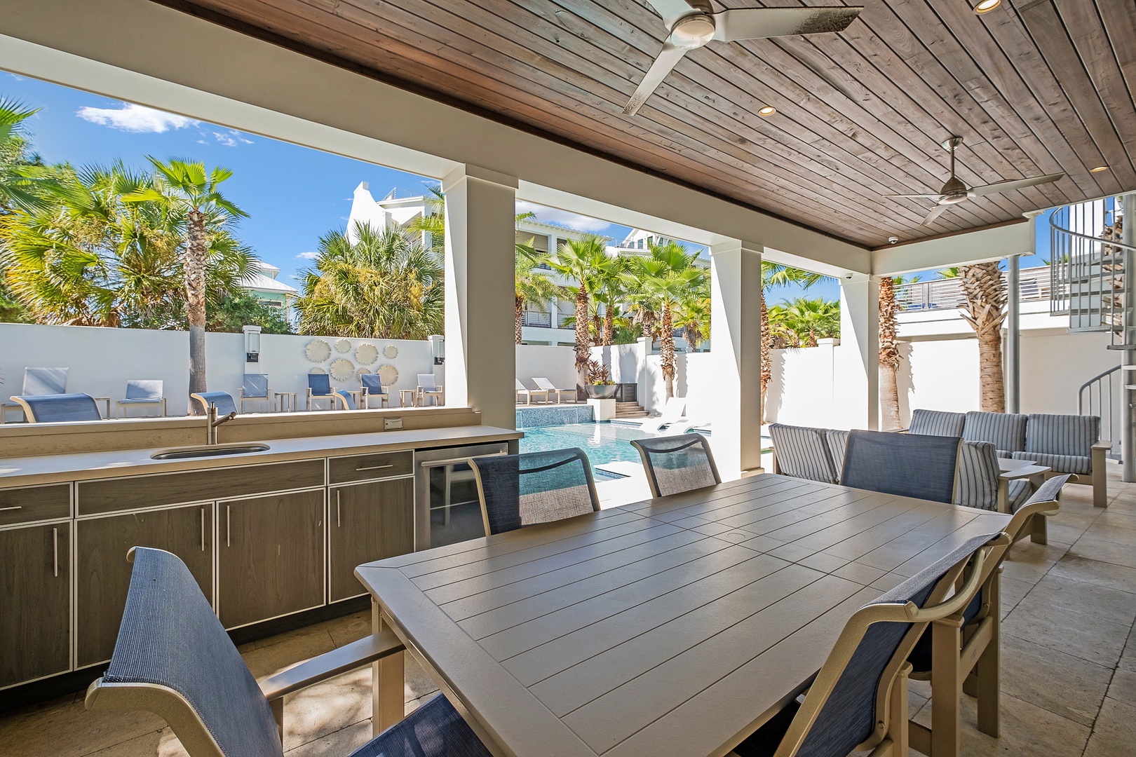 Seas Above The Rest (18)