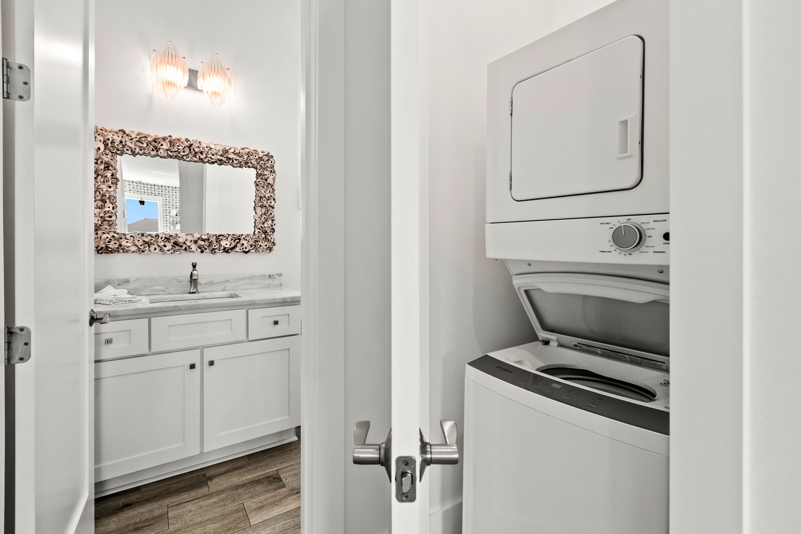 Convenience meets comfort with in-unit laundry and a stylish bathroom at your fingertips—everything you need to feel right at home during your stay.