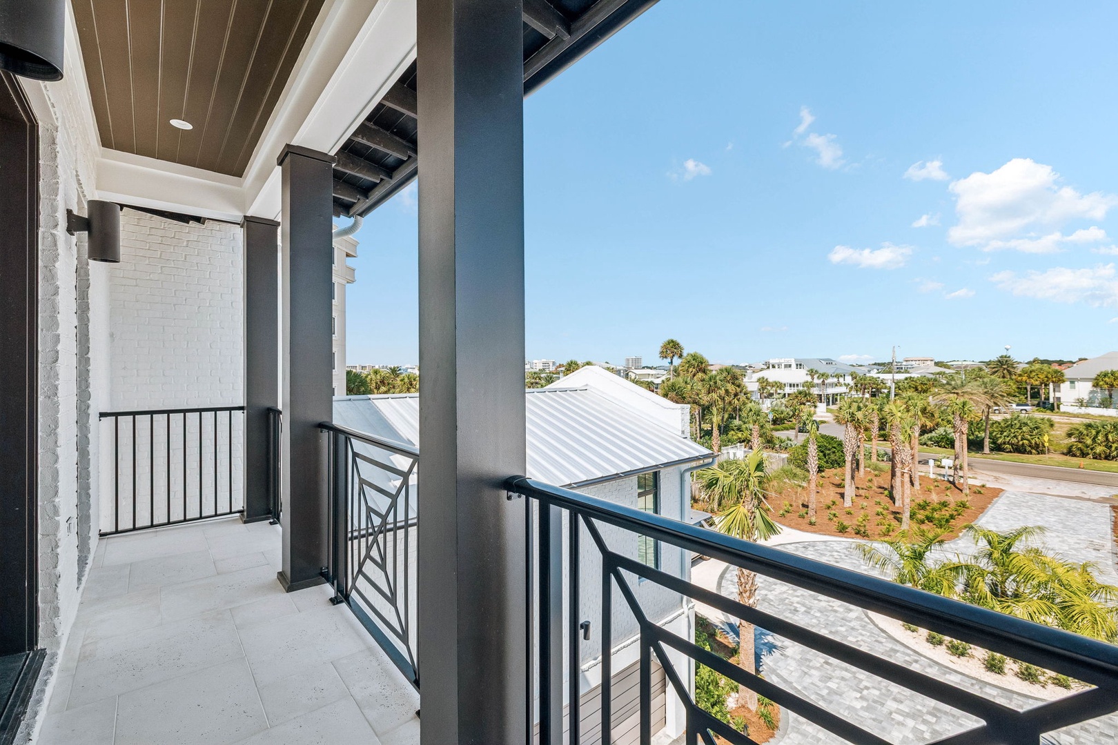 Escape to your private balcony and take in the charming neighborhood views framed by swaying palms and coastal greenery. This tranquil outdoor space invites you to unwind and soak up the Florida sunshine in style.