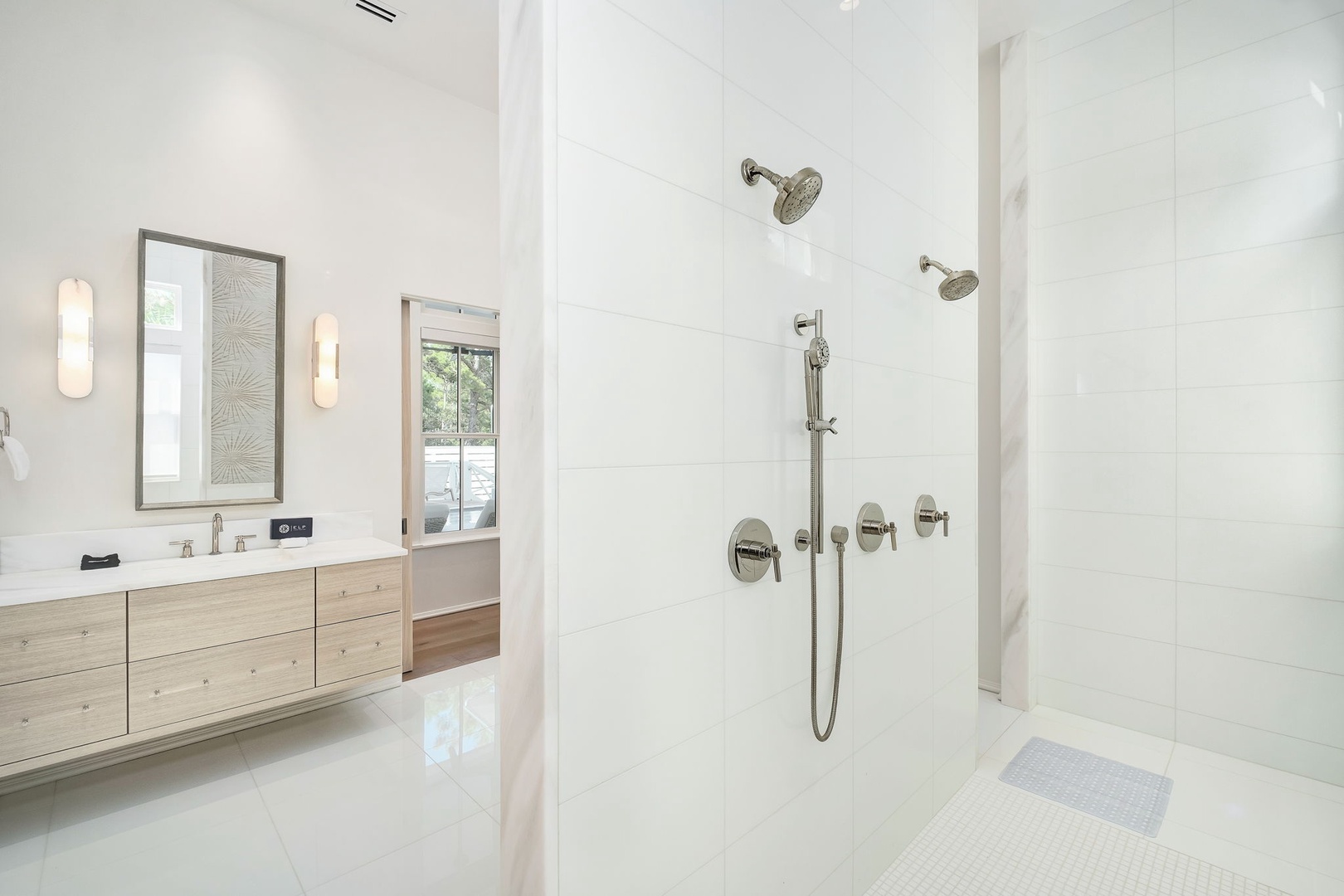 Refresh in your spa-like ensuite, where dual rain showerheads and a handheld spray offer the perfect start or end to your day. Bright, airy, and beautifully designed just for you.