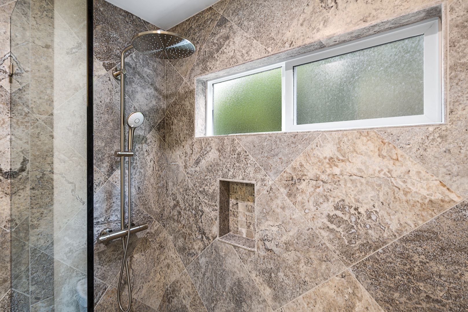 Kailua Kona Vacation Rentals, Hale Pua - Surf Shower