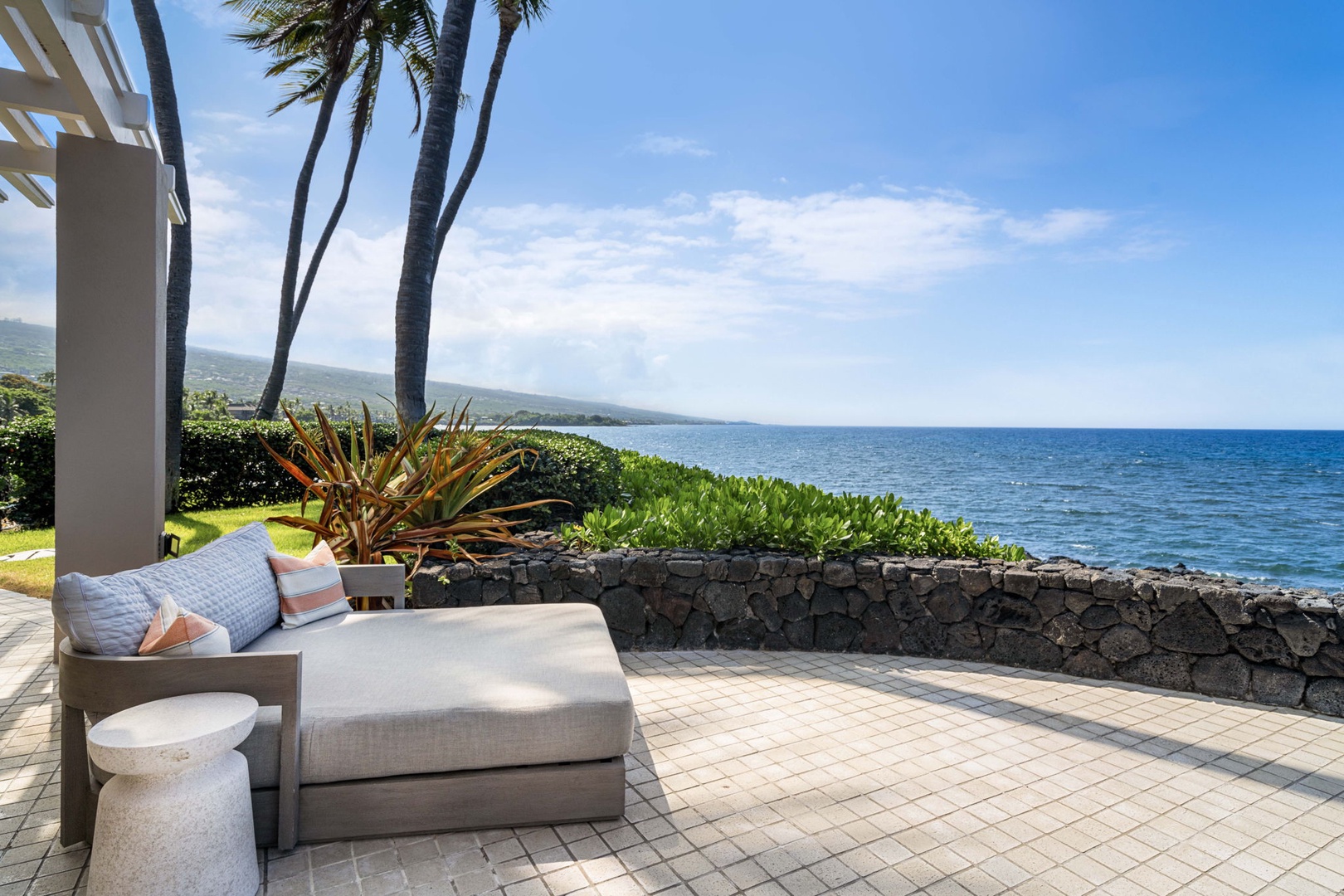 Kailua Kona Vacation Rentals, Ali'i Point #9 - Lounge the day away or read a book with the ocean at your feet