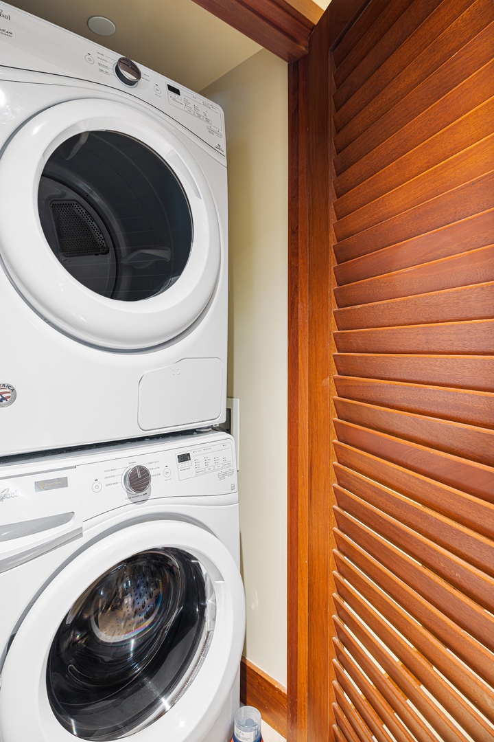 Your in-unit washer and dryer make packing light easy—just toss in a load and relax while your favorite clothes refresh, so you can focus on fun.