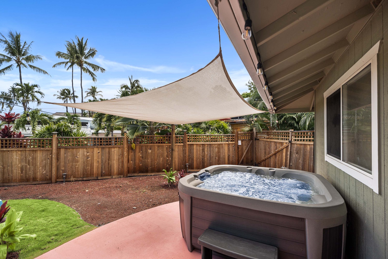 Kailua Kona Vacation Rentals, Hale A Kai - Private jacuzzi for your enjoyment