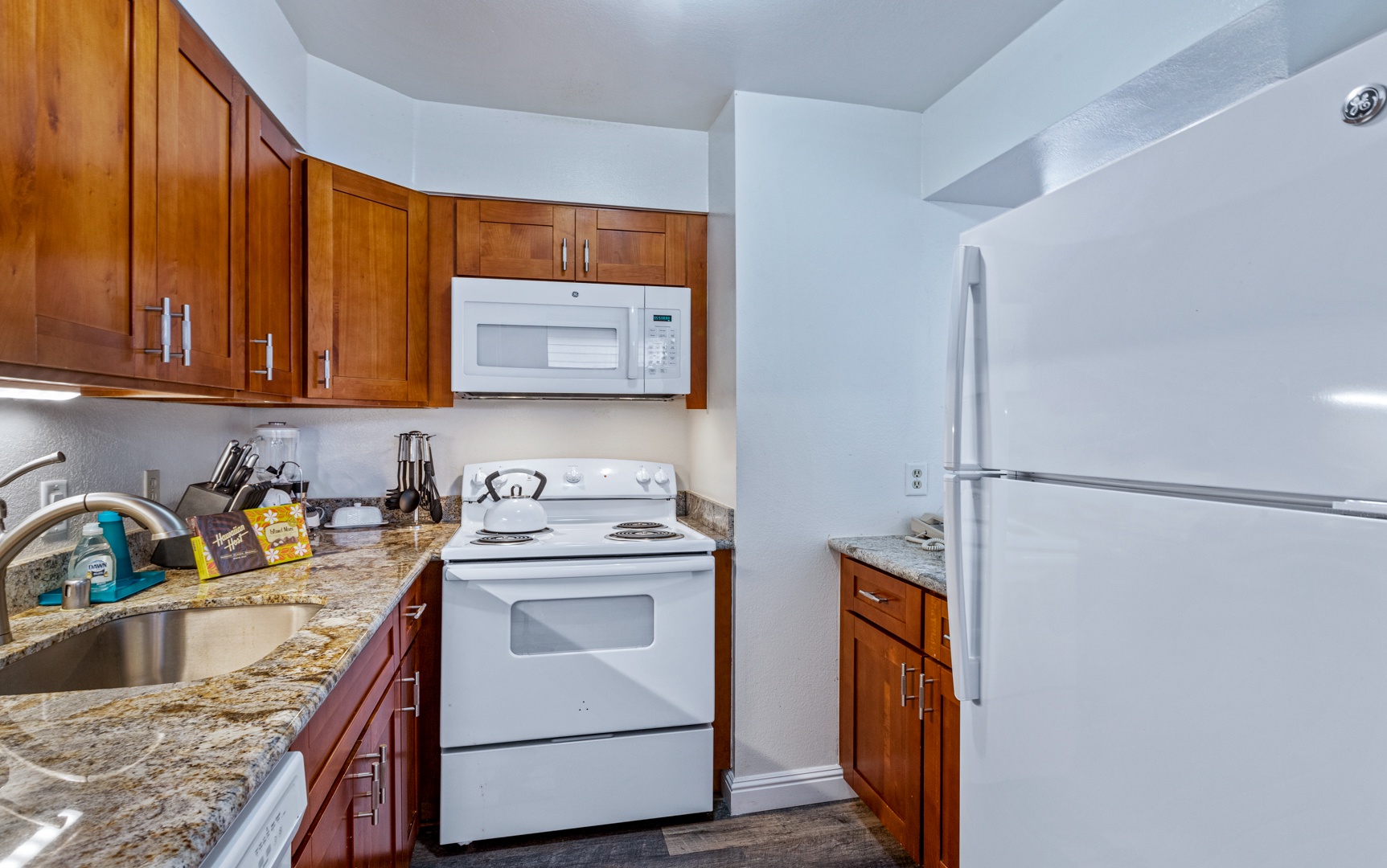 Lahaina Vacation Rentals, Royal Kahana 308 - The fully equipped kitchen includes modern appliances and ample counter space, perfect for preparing meals during your stay