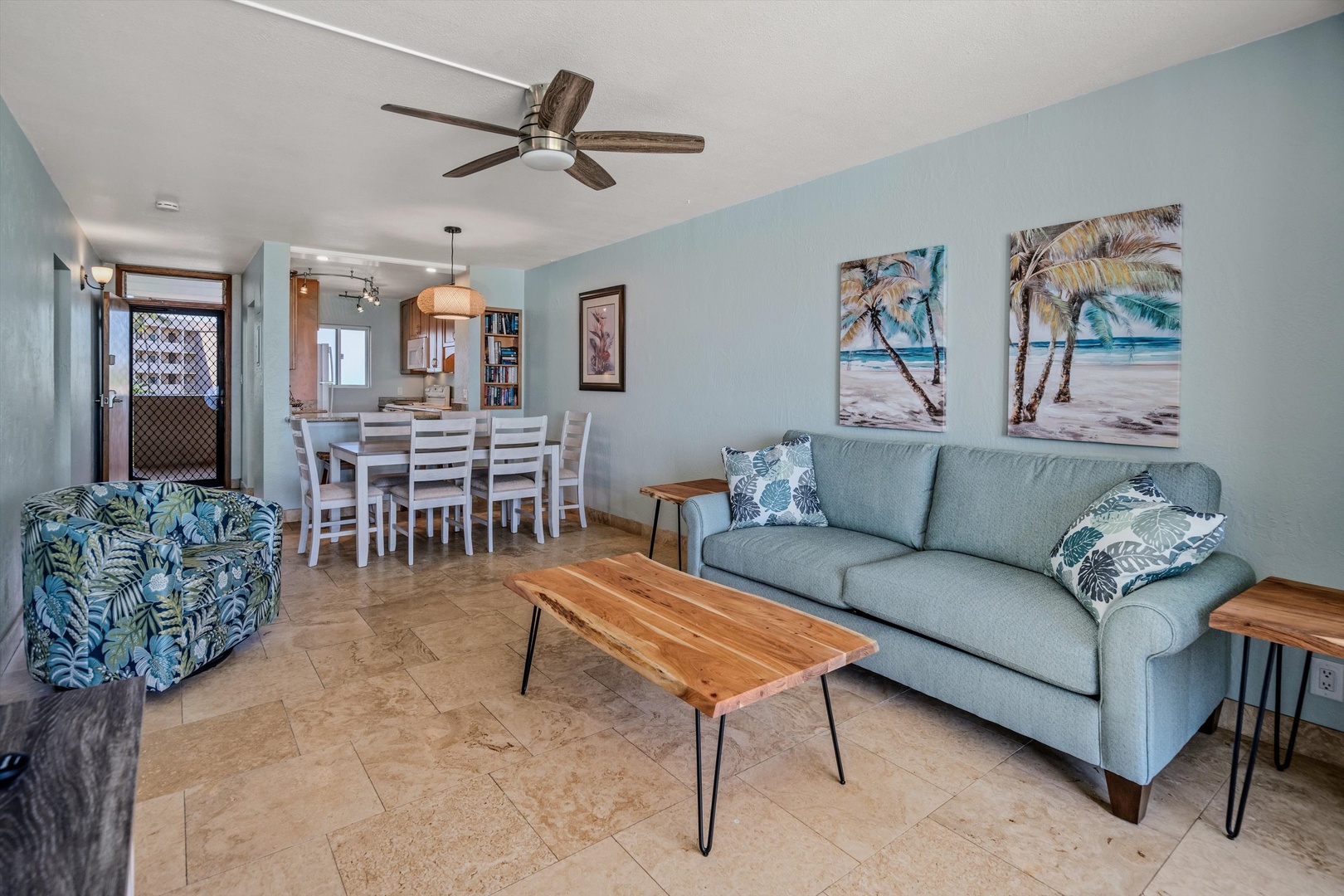 Kihei Vacation Rentals, Menehune Shores 420 - Room for the whole group to spread out, right down to the swivel chair in the corner.