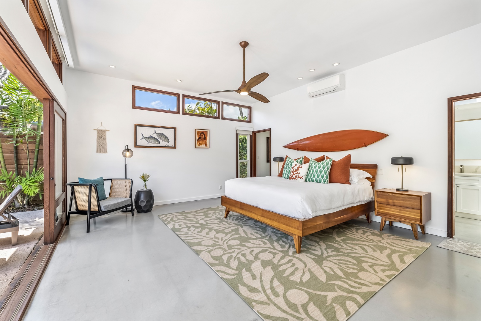 Kailua Vacation Rentals, Lokomaika'i Kailua - Primary bedroom with walk in closet and en suite and pool views!