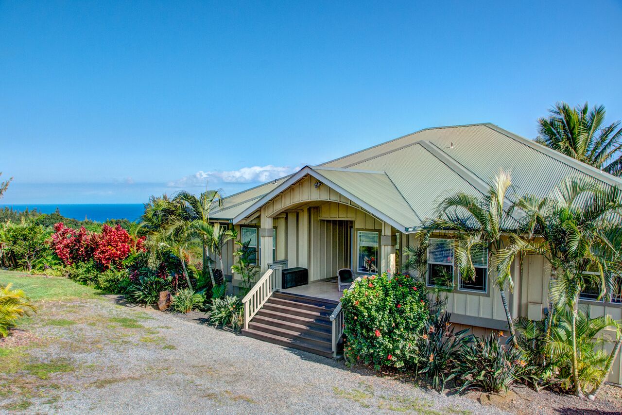 Honokaa Vacation Rentals, Hale Luana (Big Island) - Hale Luana, an elegant 2.5 acre estate