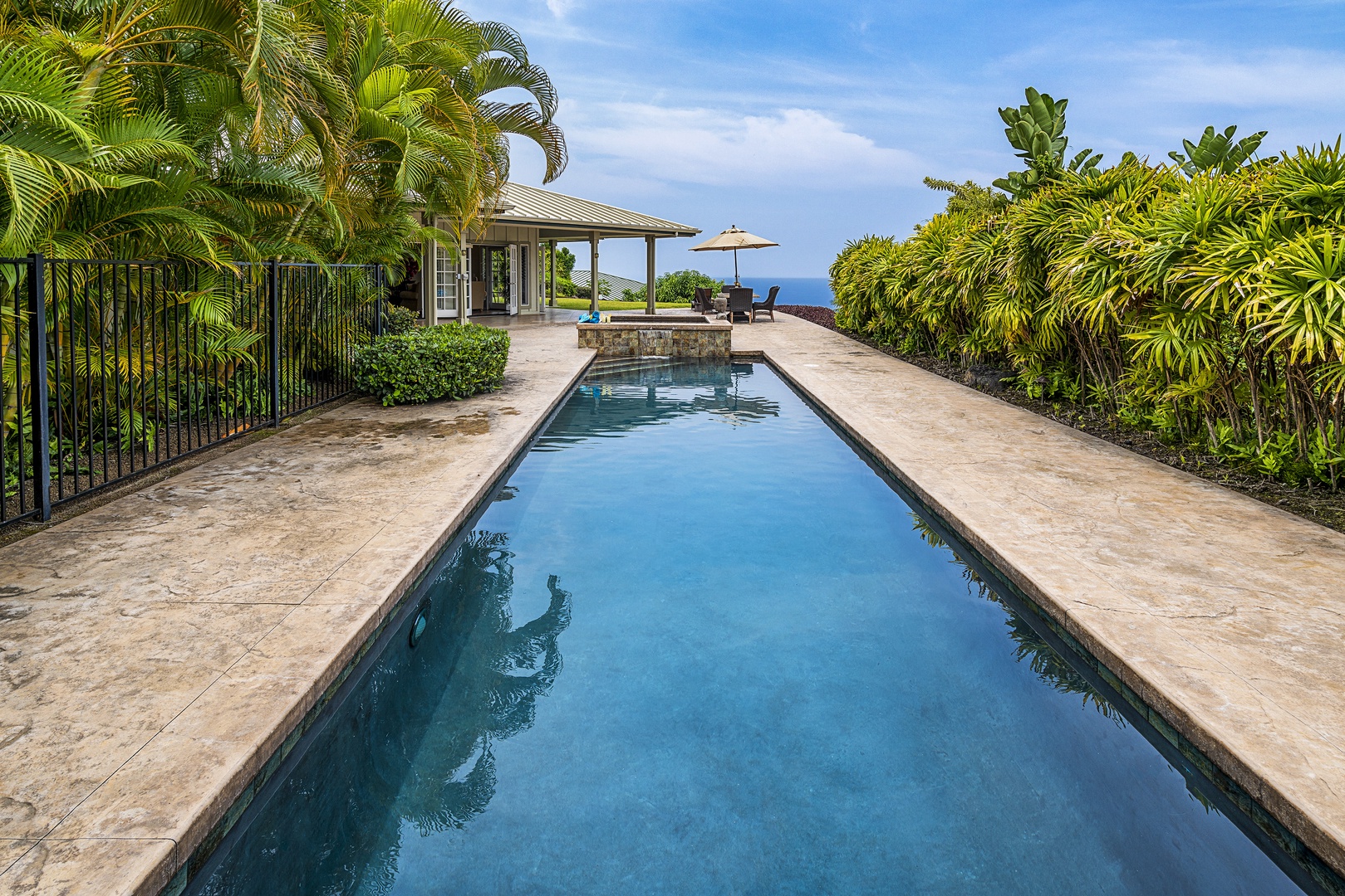 Kailua Kona Vacation Rentals, Sunset Hale - Lap pool makes for a great exercise!