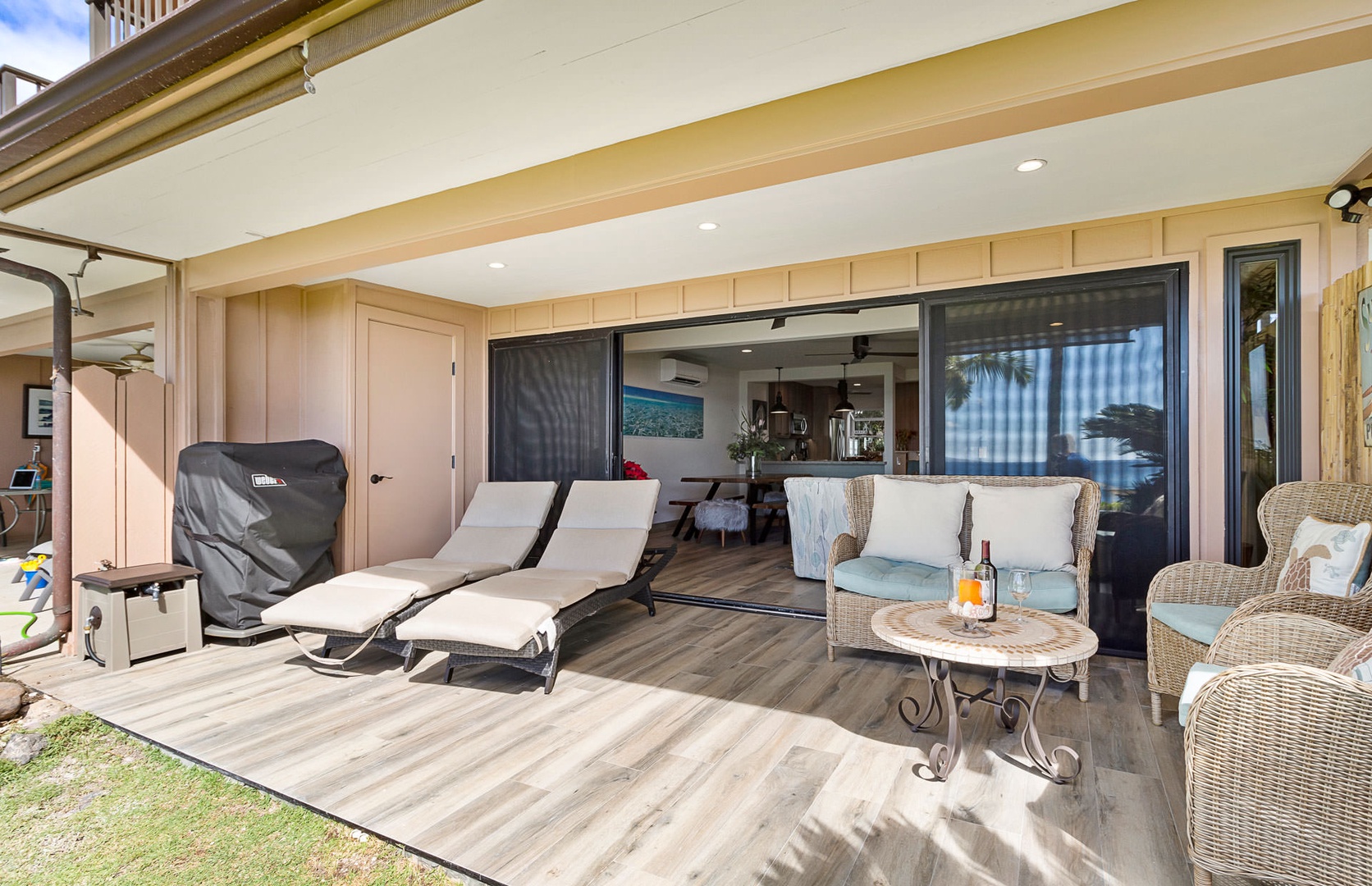 Lahaina Vacation Rentals, Puamana 240-3 - Lounge on the sun-kissed lawn while admiring the endless blue horizon.