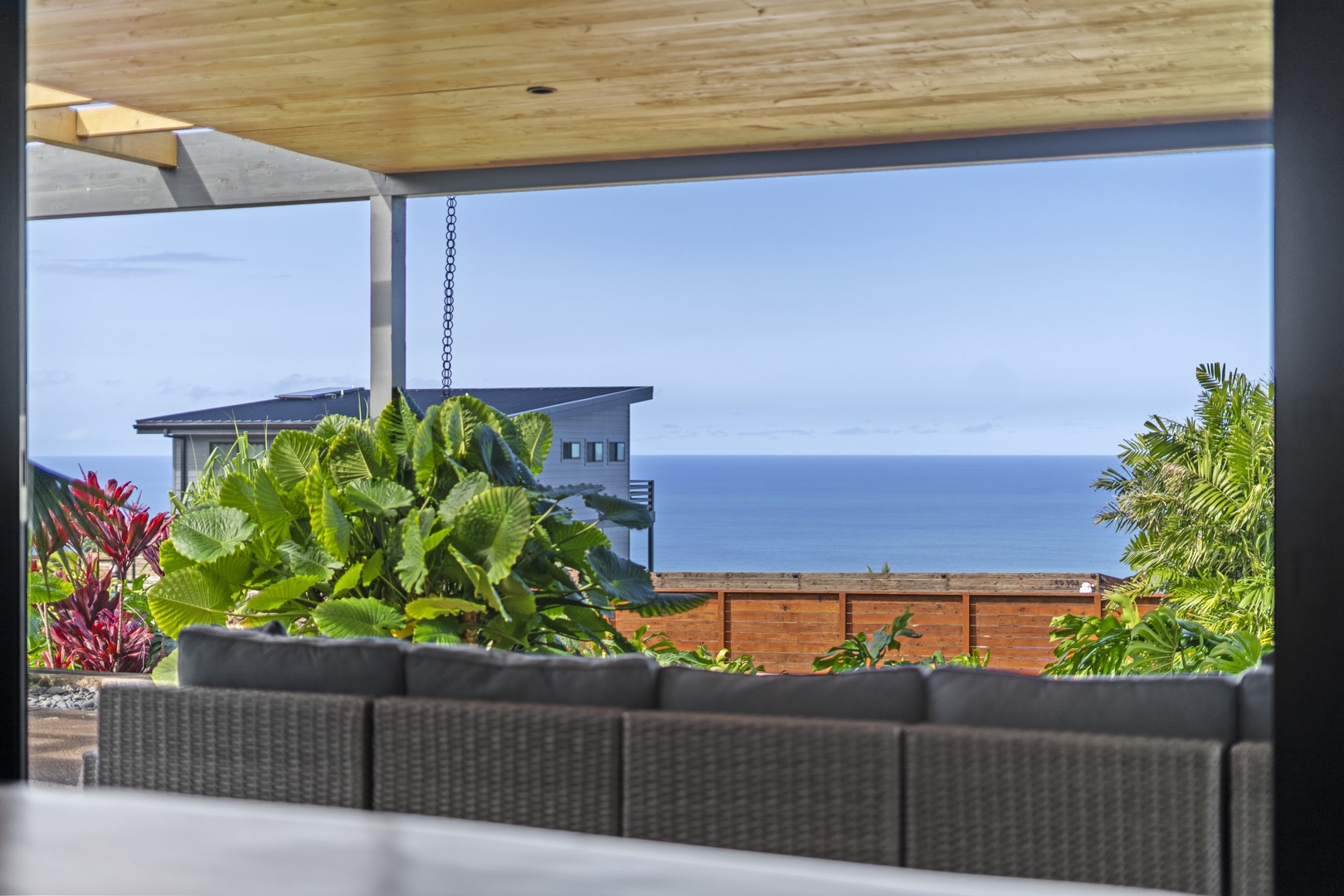 Haleiwa Vacation Rentals, Hale Mahina - Take in sweeping ocean views from the covered lanai, perfect for morning coffee or sunset unwinding.