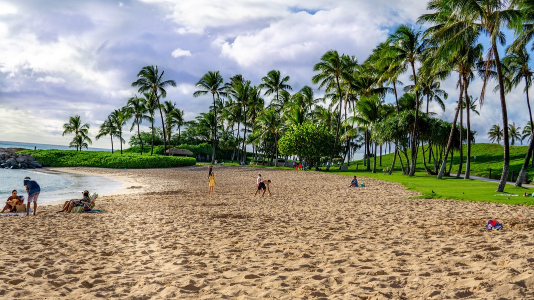 Kapolei Vacation Rentals, Hillside Villas 1496-3 - Lagoon 2 at Ko Olina with sandy beaches.