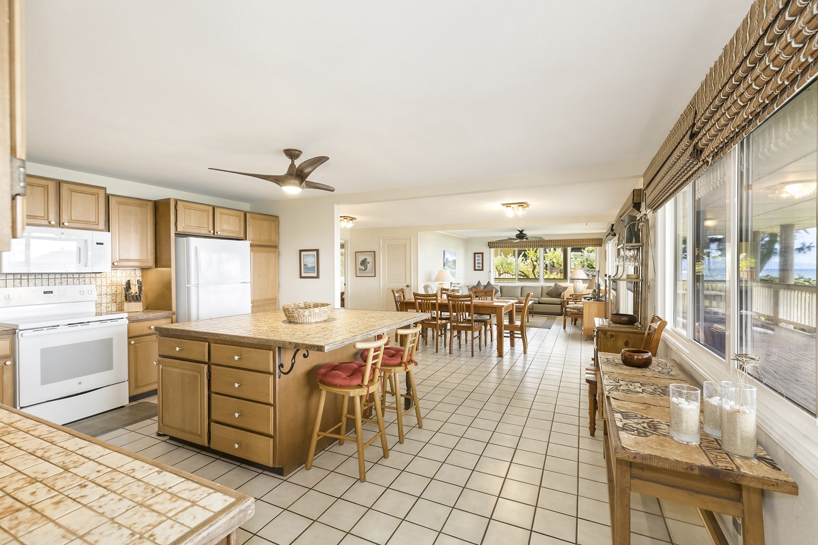 Haleiwa Vacation Rentals, Hale Kimo - The spacious kitchen has plenty of storage and workareas.