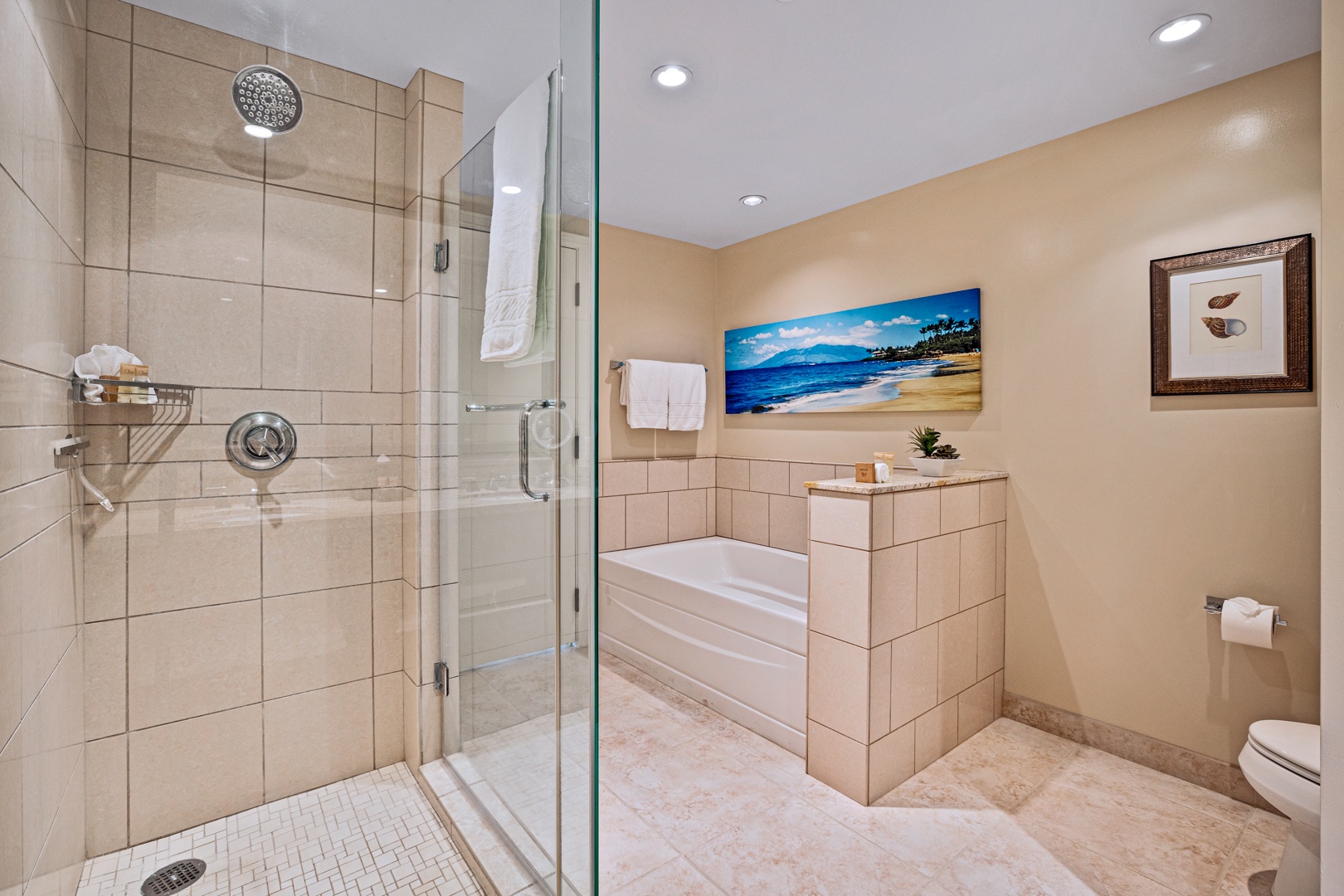 Lahaina Vacation Rentals, Honua Kai Konea 204 - Relax in the soaking tub after a day of exploration.