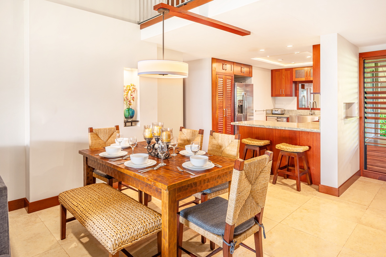 Princeville Vacation Rentals, Hanalei Bay Resort 7307/08 - Dining and kitchen share an open space