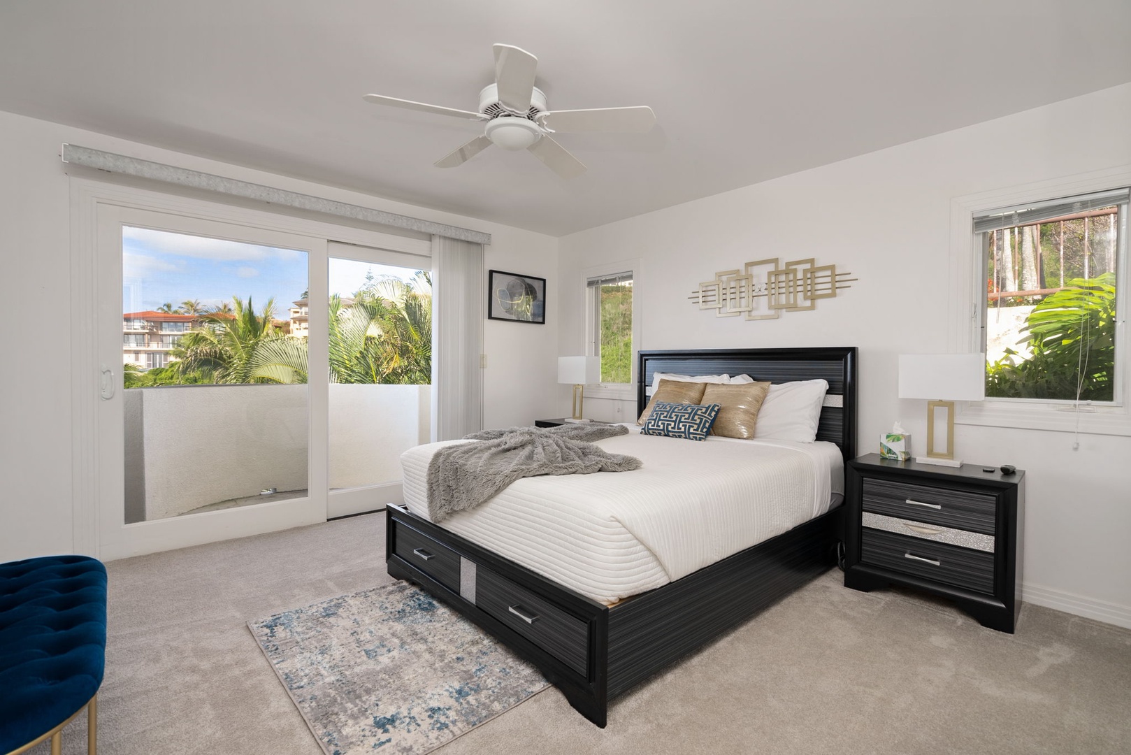 Honolulu Vacation Rentals, Hawaii Ridge Getaway - Partial ocean and mountain views from your bed.