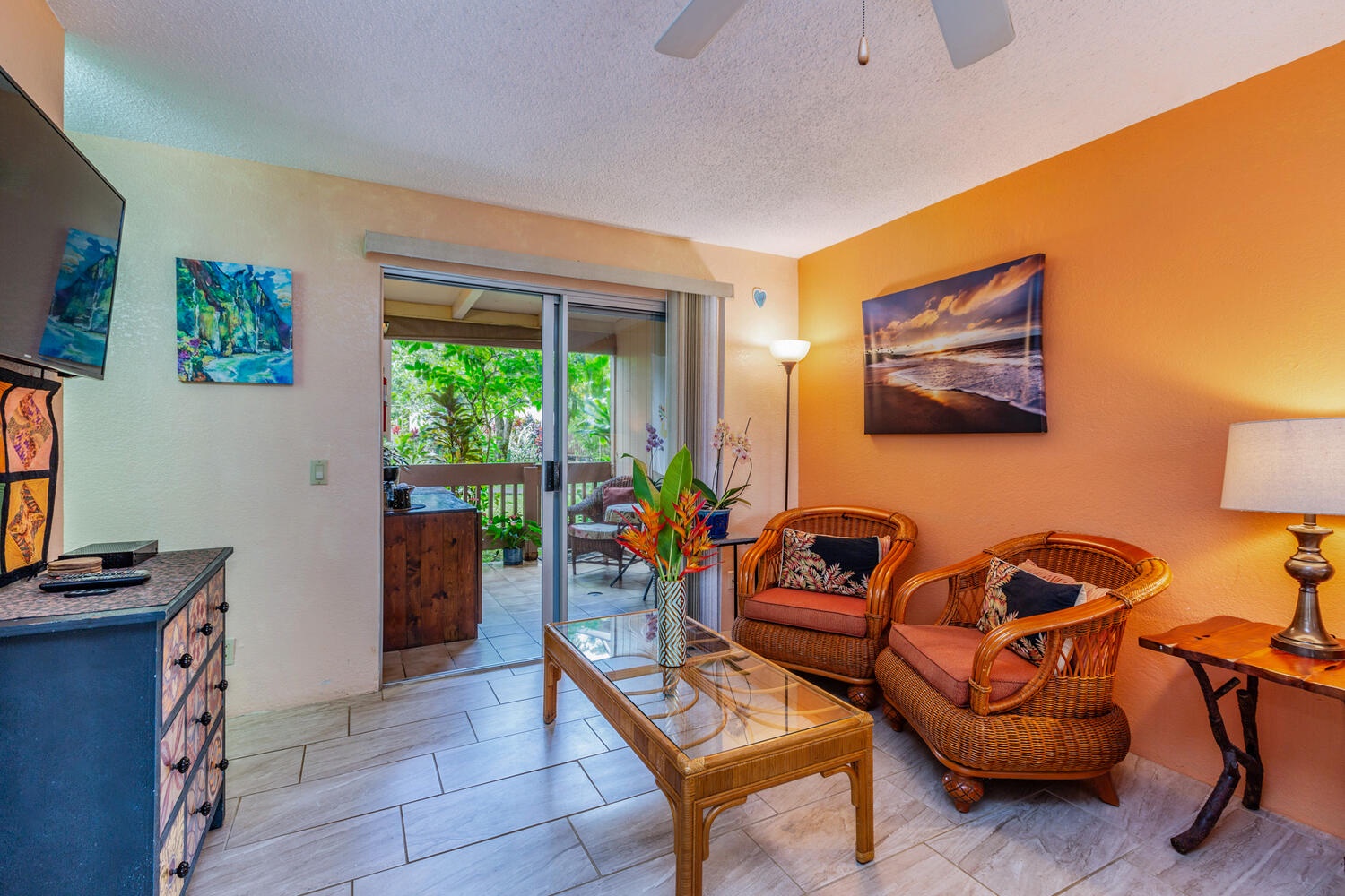 Princeville Vacation Rentals, Hideaway Haven Suite - Indulge in the comfort of a spacious and elegantly appointed suite, designed for ultimate relaxation and serenity.