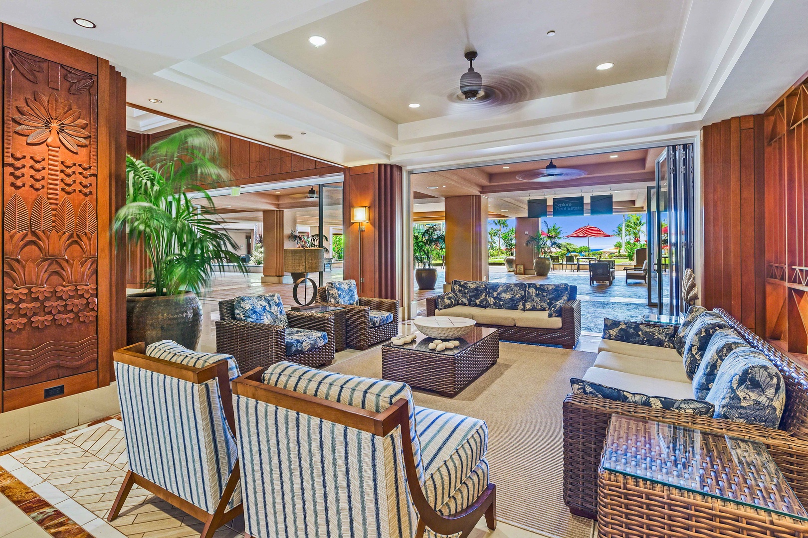 Lahaina Vacation Rentals, Honua Kai Konea 204 - Relax in the spacious lobby with comfortable seating and a view that invites you to unwind.