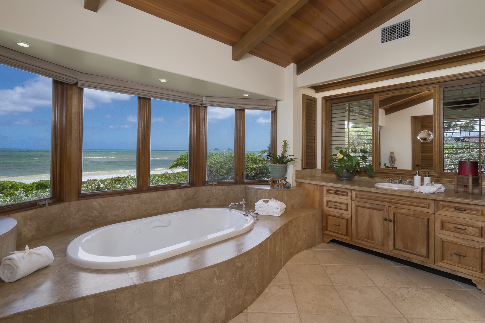 Kailua Vacation Rentals, Kailua's Kai Moena - Main house: Primary Bathroom with jetted tub and has walk in shower.