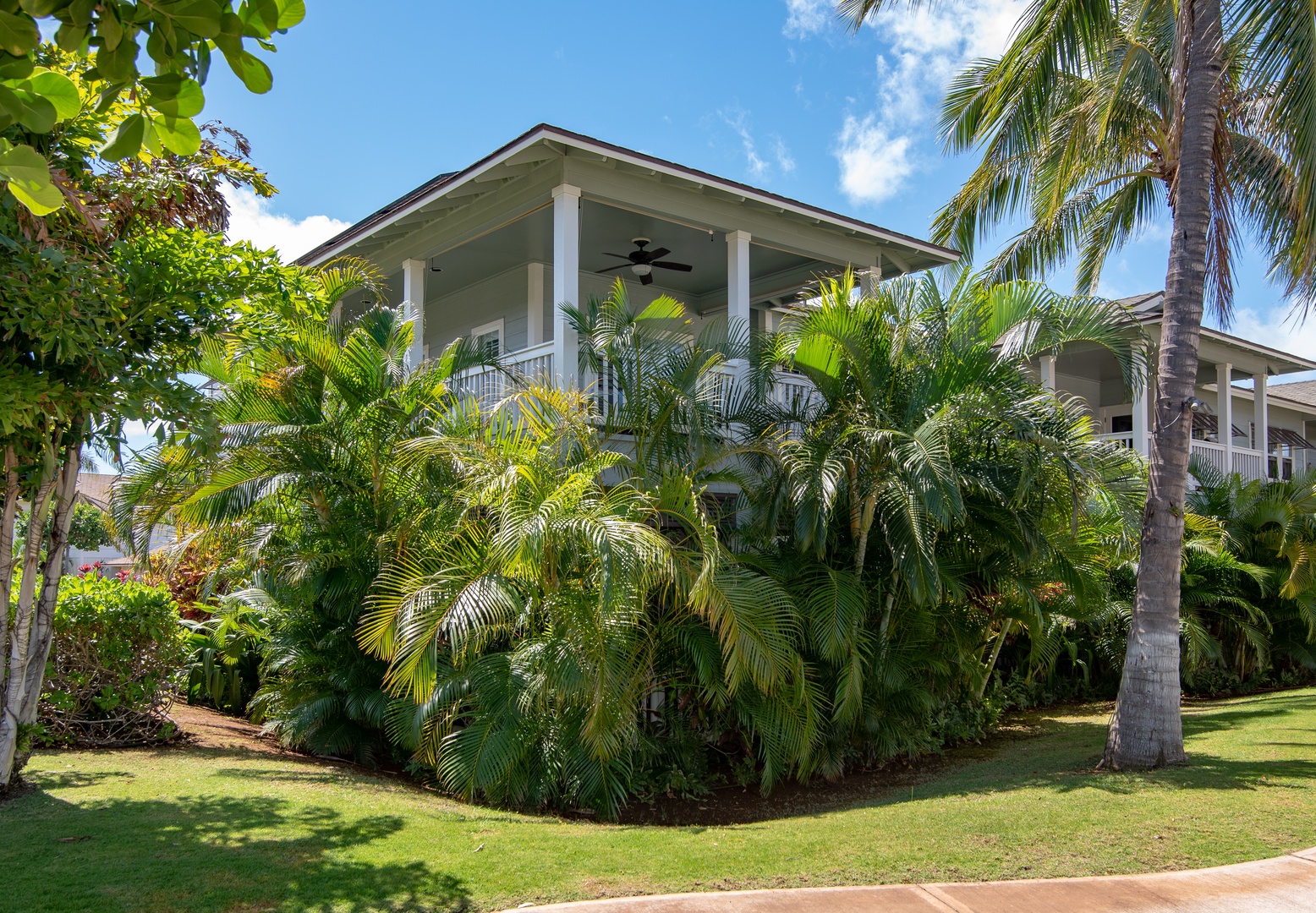 Kapolei Vacation Rentals, Coconut Plantation 1200-4 - The tropical landscaping is an island delight.