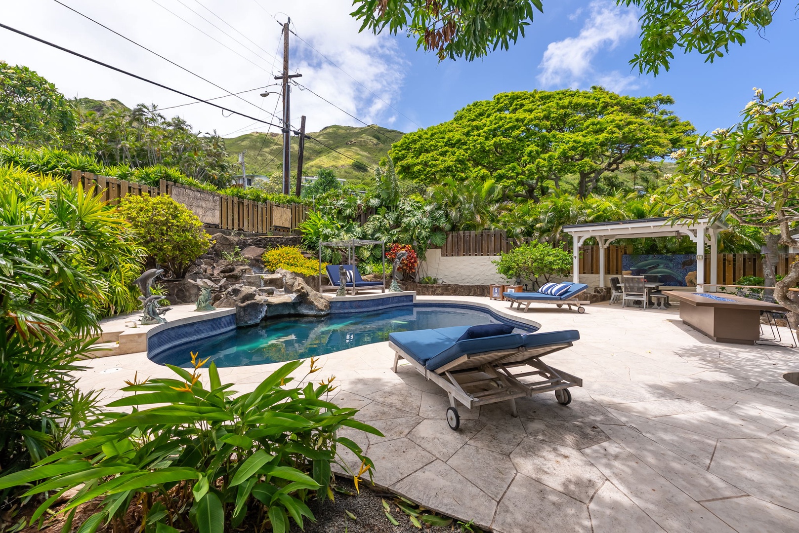 Kailua Vacation Rentals, Leaf House - Relax by your private pool surrounded by lush tropical gardens and mountain views. Lounge on the sun deck, take a dip, or unwind in the shade of the pergola.