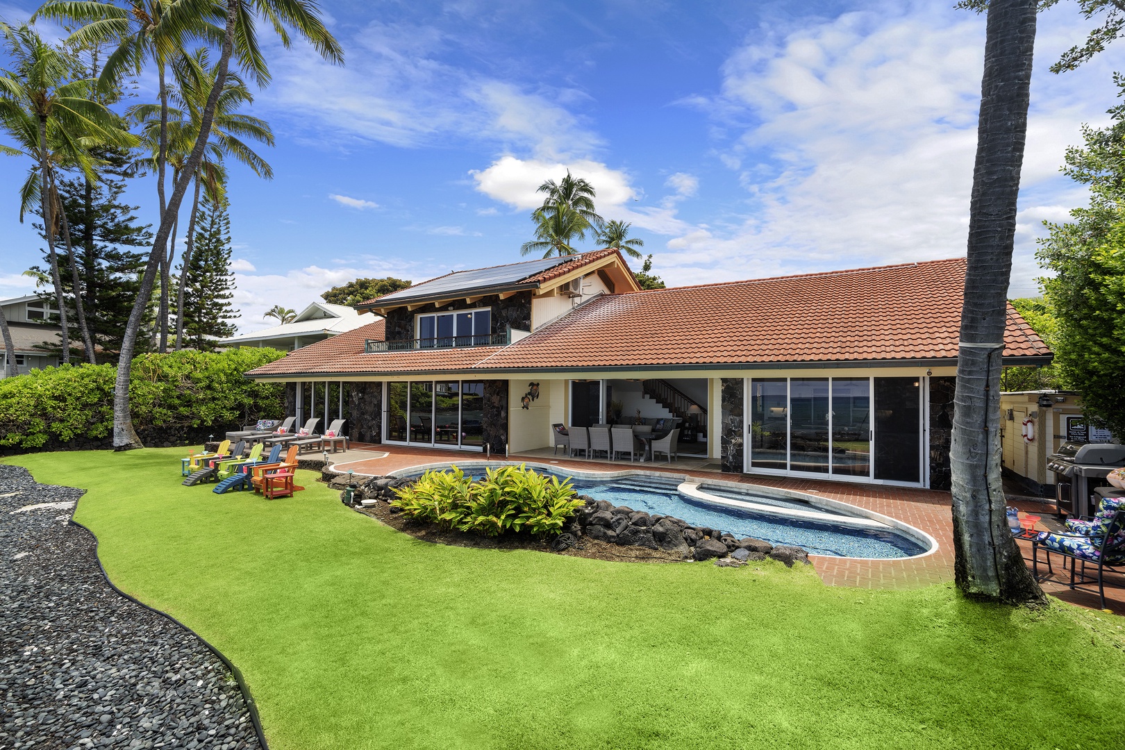 Kailua Kona Vacation Rentals, Hale Pua - Hale Pua back yard / Ocean side