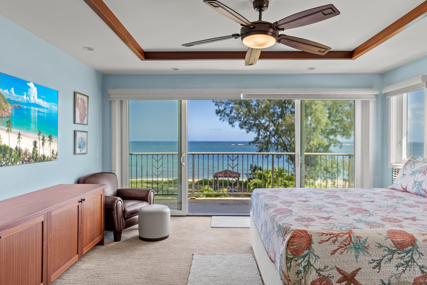 Waialua Vacation Rentals, Waialua Beachfront Getaway - Primary bedroom with Ocean Views