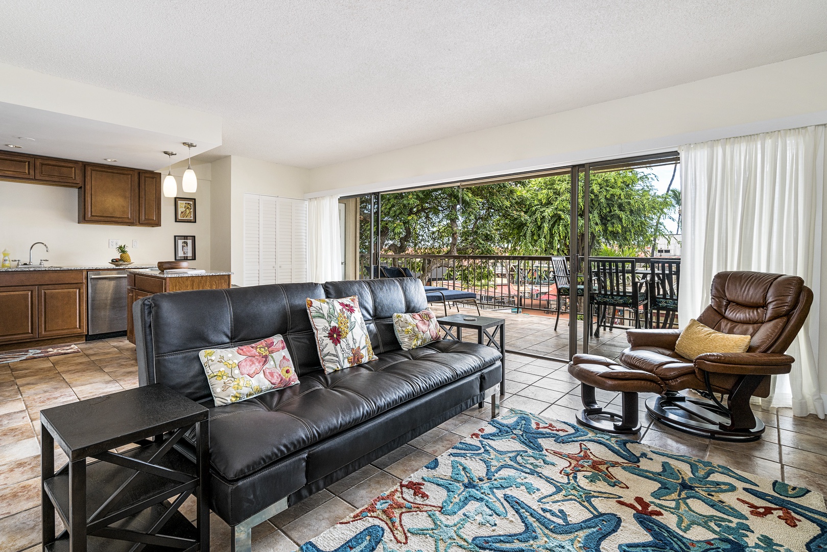 Kailua Kona Vacation Rentals, Kona Plaza 201 - Comfortable futon sofa with a view!