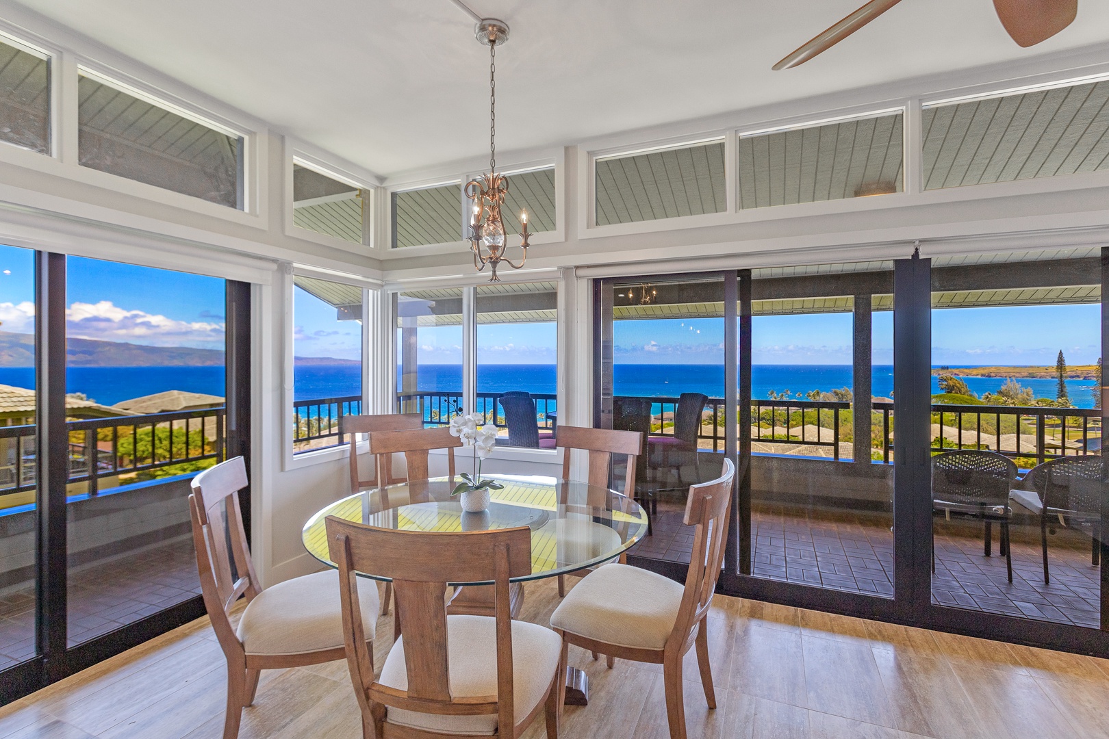 Lahaina Vacation Rentals, Kapalua Ridge 1622 - Enjoy your meals with a breathtaking ocean view in this light-filled dining area, with natural light and stunning scenery