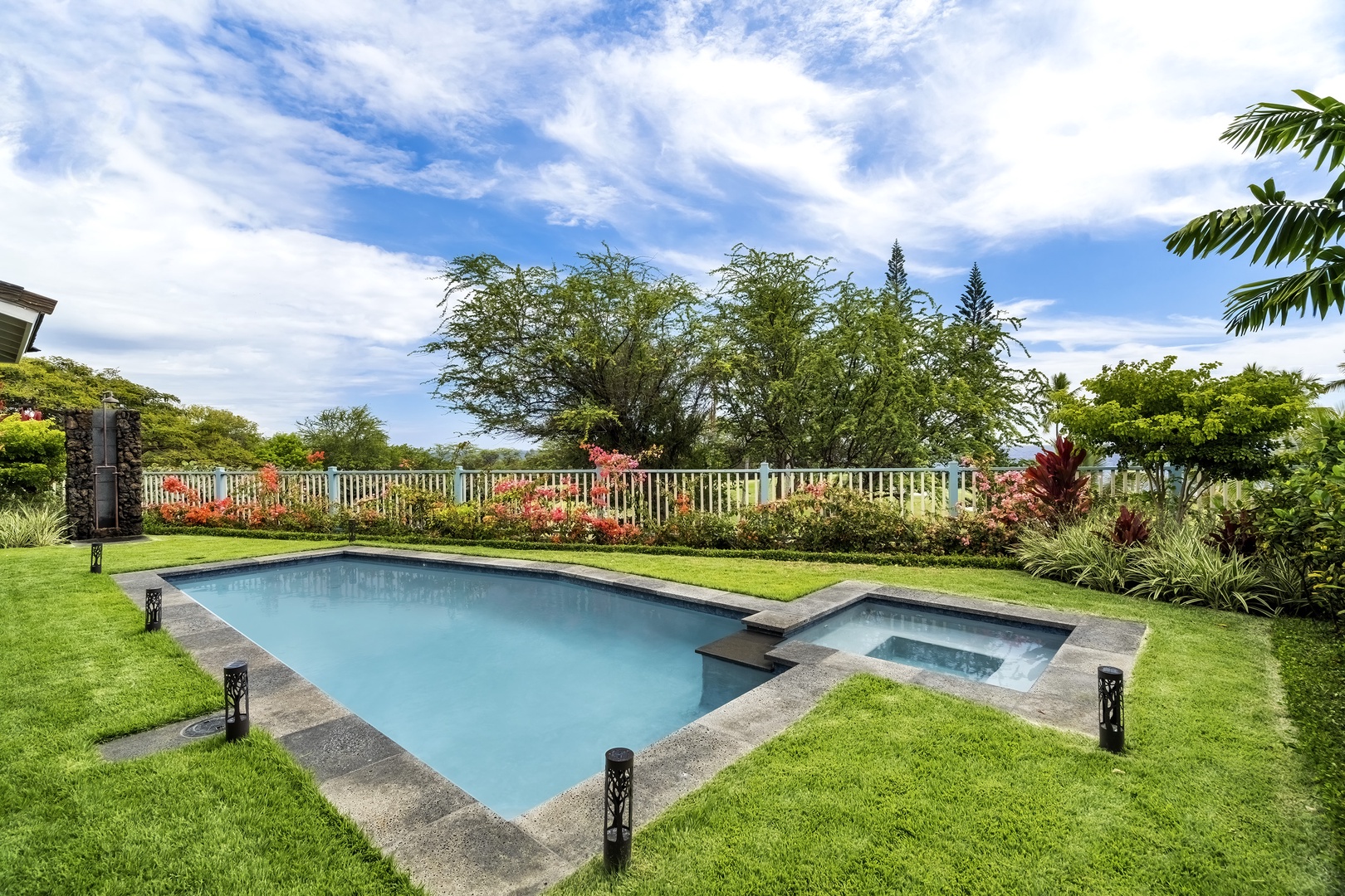 Kailua Kona Vacation Rentals, Green/Blue Combo - Salt water pool and spa!